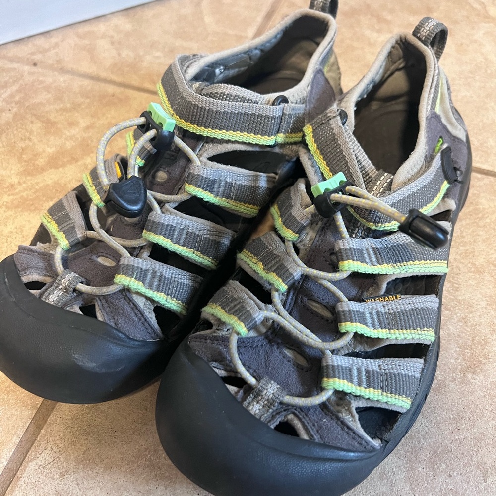 Keen Kids - Gray and Lime